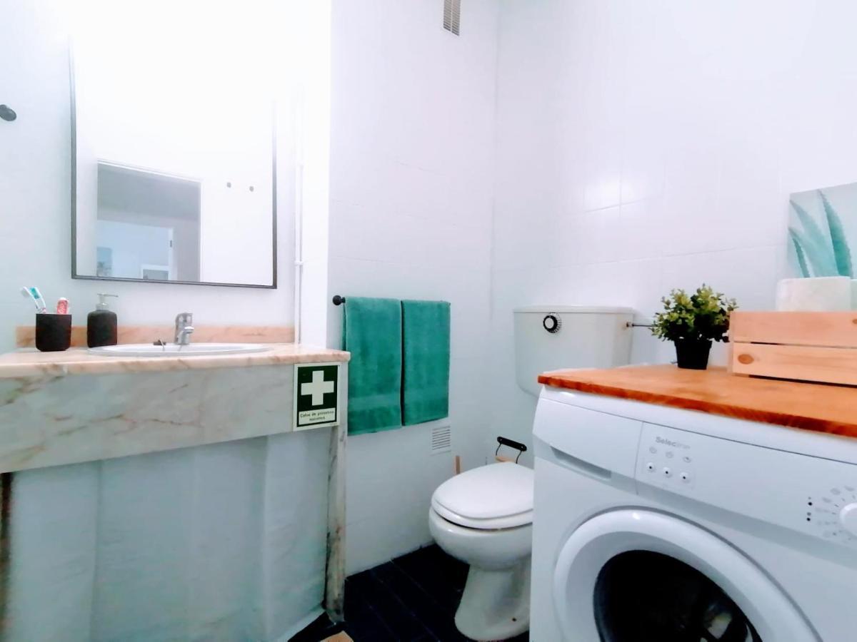 Lovely Apartment 500 M Walk To The Beach بورتيماو المظهر الخارجي الصورة